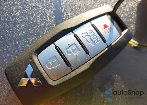 2024 Mitsubishi Outlander Se 2.5 S-Awc/Se Black Edition S-Awc/Se Black Edition W/Pano Roof S-Awc/Se Ralliart S-Awc from USA, damaged, VIN JA4J4VA81RZ088652